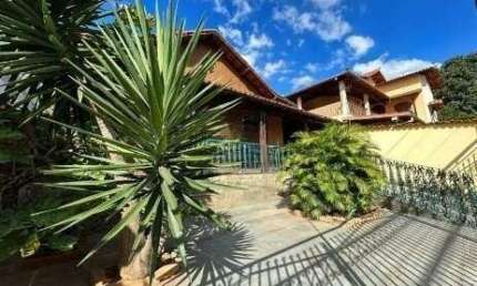 Casa com 4 quartos à venda na Rua Ponta Grossa, Milionários, Belo Horizonte
