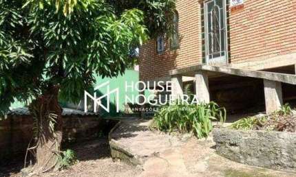 Casa com 3 quartos à venda na Rua Semiramis, Araguaia, Belo Horizonte