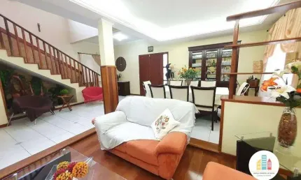 Casa Padrão para Venda em Carianos Florianópolis-SC