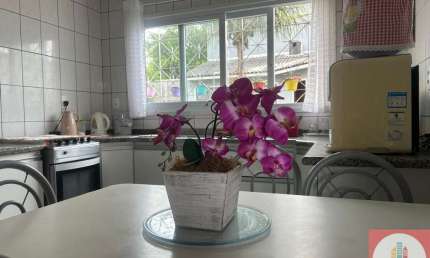 Casa com 3 quartos à venda na Rua Raimundo Starosky, Carianos, Florianópolis