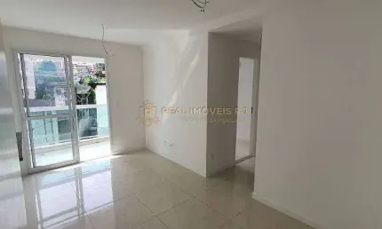 Apartamento com 2 quartos no condomínio village royal