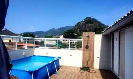 CASA , TRIPLEX COM 4 QUARTOS NA FREGUESIA DE JACAREPAGUÁ