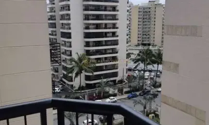 Apartamento a Venda no Condomínio Milano com 3 Quartos