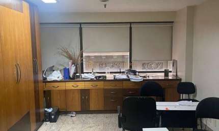 Locação de Sala Comercial no Centro da Cidade com 110m²