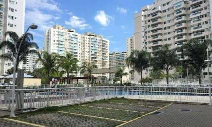 Apartamento com 2 Quartos no Condomínio Freedom Barra