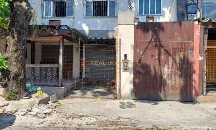 Casa com 2 Quartos na Rua Salinópolis na Taquara, Somente a Vista!