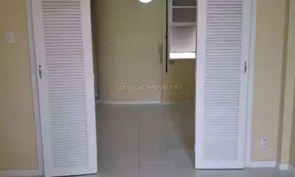 Apartamento . de 1 quarto na rua barata ribeiro em copacabana