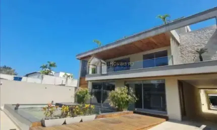 Casa de alto padrão com 6 quartos a venda na barra da tijuca