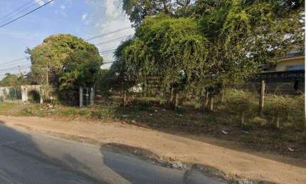 Área em Araruama - 3.677,167m2 - R$ 840.000,00 (Localização Estratégica) - Fazendinha