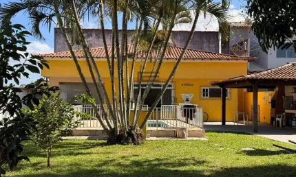 Casa em Araruama (3 quartos) - 2 suítes - 480.000,00 - Praia do Gavião
