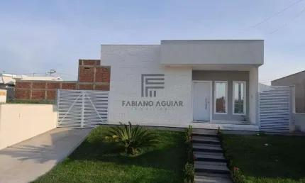 Casa em Araruama, 3 Quartos ( 1 suítes ) – R$ 790.000,00 - Condomínio Collynas Park