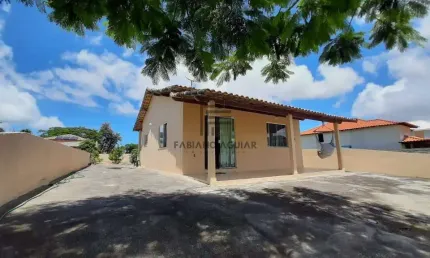Casa em Araruama, 2 quartos (1 suíte) - R$ 270.000,00 - Residencial Barão de Monte Belo