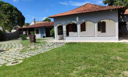 Casa em Araruama, 3 quartos ( 2 suítes externas ) - R$ 475.000,00 - Rio do Limão