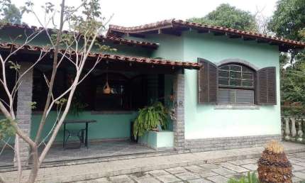 Casa em Araruama, 3 quartos (1 suíte) - R$ 985.000,00- Araruama/RJ