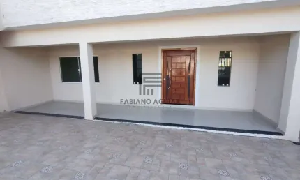 Casa em Araruama, 3 Quartos (1 suítes) – R$ 598.000,00 - Centro