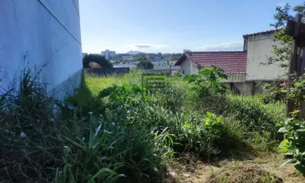 Terreno em Araruama, com 360,00m² - R$ 160.000,00 - Vila Capri