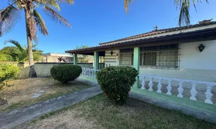 Duas Casas em Araruama - 5 Quartos ( 2 suítes ) - R$ 600.000,00 - Iguabinha