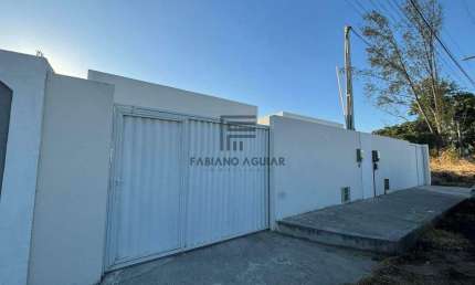 Ampla casa nova com 3 quartos -( 1 suite) bairro Itatiquara