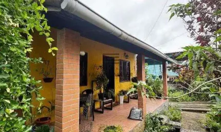 Casa em Araruama (2 Quartos) - R$ 280.000,00 - Xv de Novembro