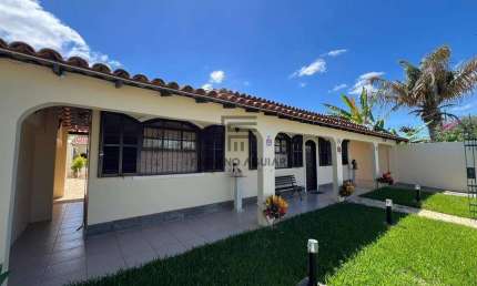 Casa em Araruama, 3 Quartos (1suíte) - Área de lazer com piscina e churrasqueira - Pontinha – R$ 750.000,00