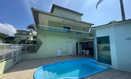 Casa em cabo frio- 3 quartos ( 2 suítes ) - r$ 360.000,00 - peró