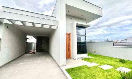 Casa com 3 quartos à venda na Rua Antônio Jovita Duarte, 4481, Forquilhas, São José por R$ 800.000