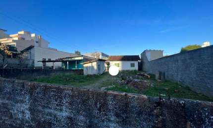 Terreno à venda na Adão Schmitt, 513, Barreiros, São José por R$ 450.000