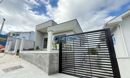 Casa com 3 quartos à venda na Graciosa Favero, 11, Potecas, São José por R$ 1.190.000