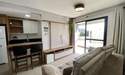 Apartamento para Venda em Florianópolis, Canasvieiras, 2 dormitórios, 1 suíte, 2 banheiros, 1 vaga