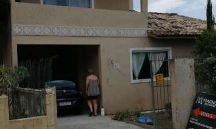 Casa para Venda em Florianópolis, Cachoeira do Bom Jesus, 5 dormitórios, 2 banheiros, 1 vaga