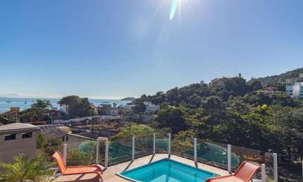 Cobertura para Venda em Florianópolis, Jurerê, 3 dormitórios, 3 suítes, 4 banheiros, 2 vagas
