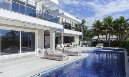 Casa para Locação em Florianópolis, Jurerê Internacional, 9 dormitórios, 8 suítes, 11 banheiros, 4 vagas
