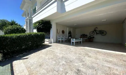 Casa Alto Padrão para Venda em Palhoça, Pedra Branca, 4 dormitórios, 4 suítes, 5 banheiros, 2 vagas
