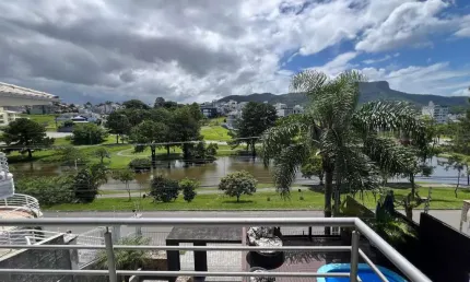 Casa Alto Padrão para Venda em Palhoça, Pedra Branca, 3 dormitórios, 3 suítes, 4 banheiros, 2 vagas