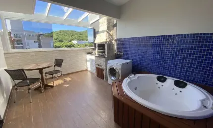 Apartamento para Venda em Florianópolis, Jurerê, 2 dormitórios, 1 suíte, 2 banheiros, 2 vagas