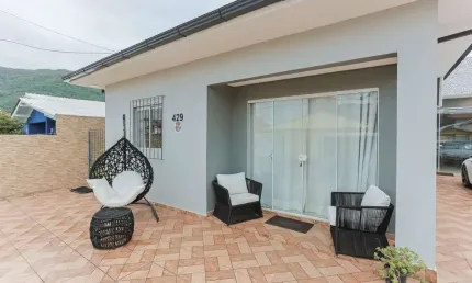 Casa para Venda em Florianópolis, São João do Rio Vermelho, 3 dormitórios, 1 suíte, 2 banheiros, 1 vaga