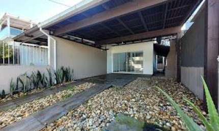 Casa para Venda em Florianópolis, Ingleses do Rio Vermelho, 3 dormitórios, 1 suíte, 2 banheiros, 2 vagas