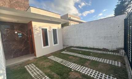 Casa para Venda em Florianópolis, São João do Rio Vermelho, 2 dormitórios, 1 banheiro, 2 vagas
