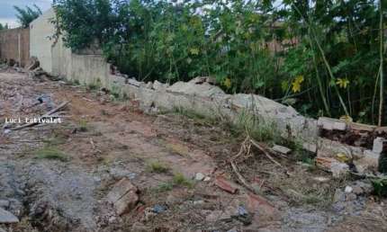 Terreno à venda na Rua Humberto de Campos, Rio Branco, Canoas