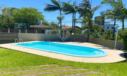 Casa para Venda, Ingleses do Rio Vermelho, 7 dormitórios, 3 banheiros, 4 vagas