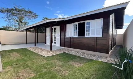 Casa para Venda em Florianópolis, São João do Rio Vermelho, 2 dormitórios, 1 banheiro, 2 vagas