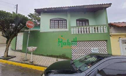 Sobrado com 3 dormitórios para alugar, 150 m² por R$ 2.500,00/mês - Jardim Vitória - Suzano/SP