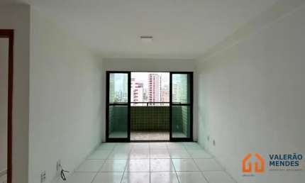 Alameda Monica Campos | Próximo a Orla | 52m² | Varanda e suíte