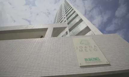 Joana Melo Living I Apartamento de 1 quarto com varanda Gourmet-Oportunidade
