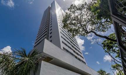 Edf. Alta Vista Rosarinho | Elegância e Praticidade no Coração do Rosarinho
