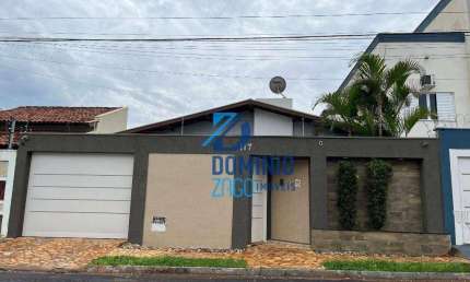 Casa com 4 dormitórios à venda, 253 m² por R$ 870.000,00 - Jardim São Bento - Uberaba/MG
