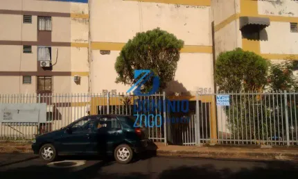 Apartamento à venda, 64 m² por R$ 140.000,00 - Conjunto Frei Eugênio - Uberaba/MG