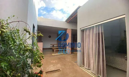 Casa com 4 dormitórios à venda, 102 m² por R$ 405.000,00 - Residencial Vainice Andrade - Uberaba/MG