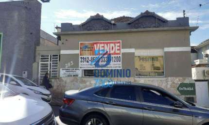 Casa comercial com 3 salas à venda na Rua Segismundo Mendes, Centro, Uberaba
