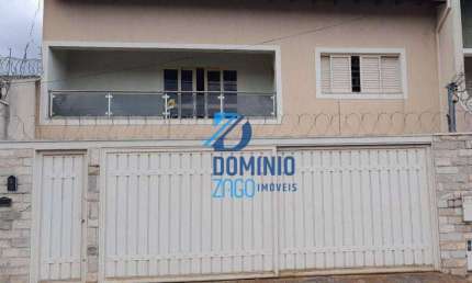 Casa com 5 dormitórios à venda, 270 m² por R$ 780.000,00 - Nossa Senhora da Abadia - Uberaba/MG
